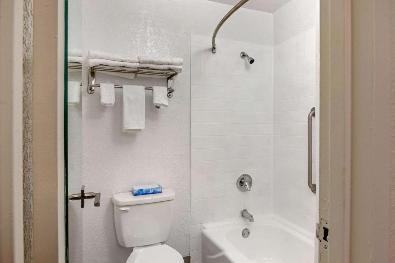 City Studios Inn & Suites Ruther Glen Extérieur photo